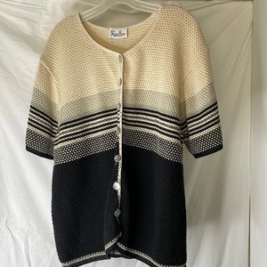 Reba Rose women’s short sleeve sweater size 22–24, 100% acrylic